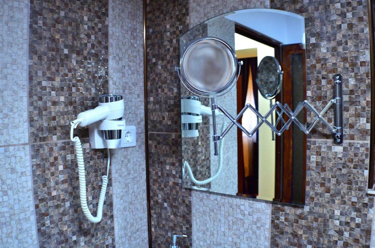 Casa Carter Hotel Sfantu Gheorghe  Ngoại thất bức ảnh